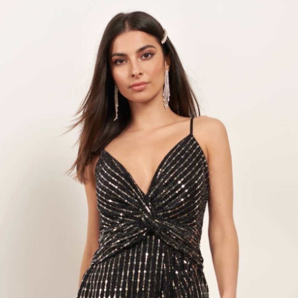 BLACK ASYMMETRICAL EMBELLISHED BODYCON DRESS